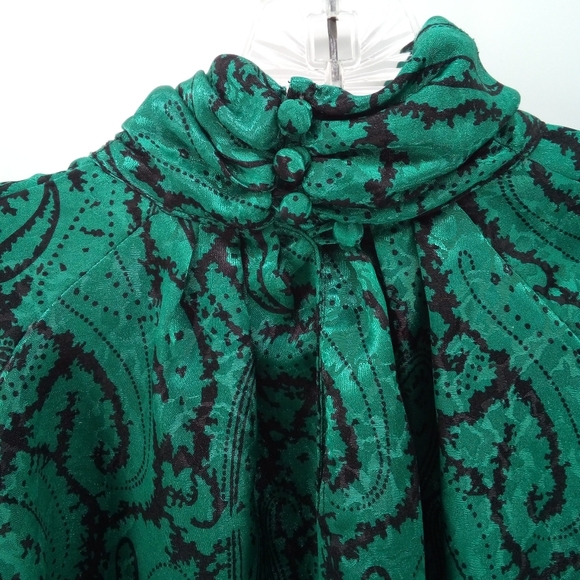 Vintage AK Collectible Made in Korea Green Shiny Paisley Halloween Blouse 12 - Picture 5 of 9